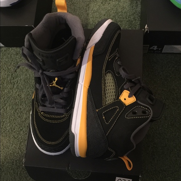 Jordan - Picture 3 of 3